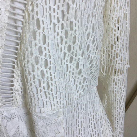 ❄️ASOS White Lace Laser-Cut Romper❄️ - Picture 8 of 8